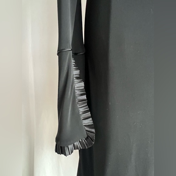 Diane von Furstenberg Iconic Wrap Dress size 8 Black - Picture 9 of 16